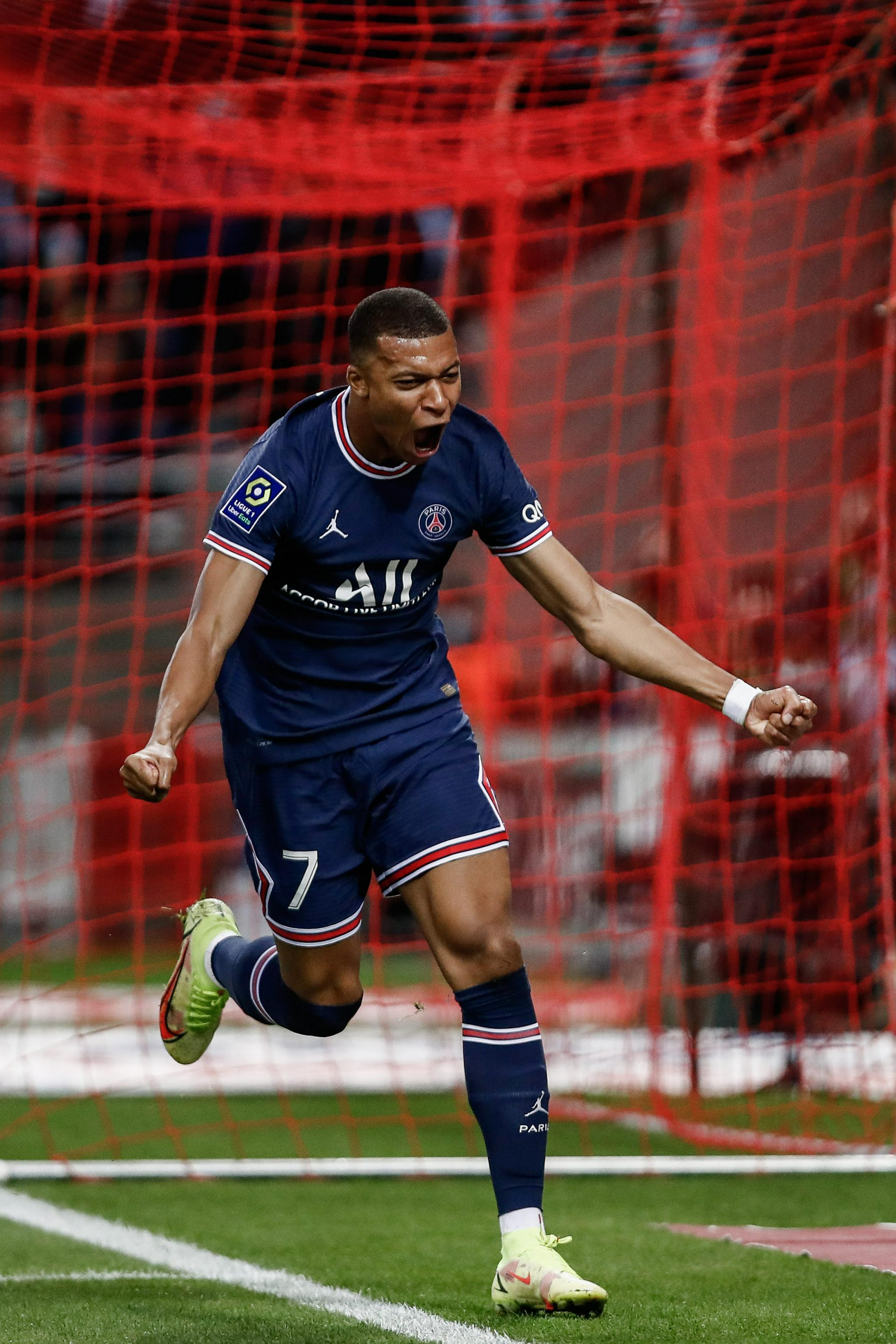 久保：国家队正常流程招我皇社无权拒绝；现在我只有五成功力（久保：国家队按流程征召，皇家社会无法拒绝；我目前状态仅五成）