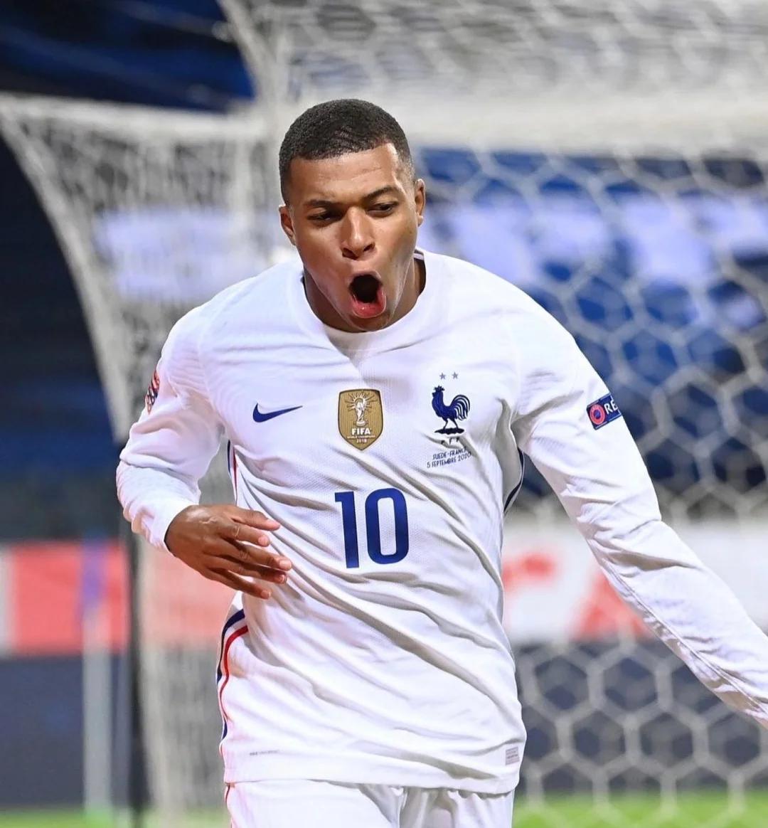 马卡：皇马击败16家俱乐部成功截胡，签下西协乙19岁新星雷索拉（马卡报：皇马击退16家竞争者，截胡签下19岁西协乙新星雷索拉）