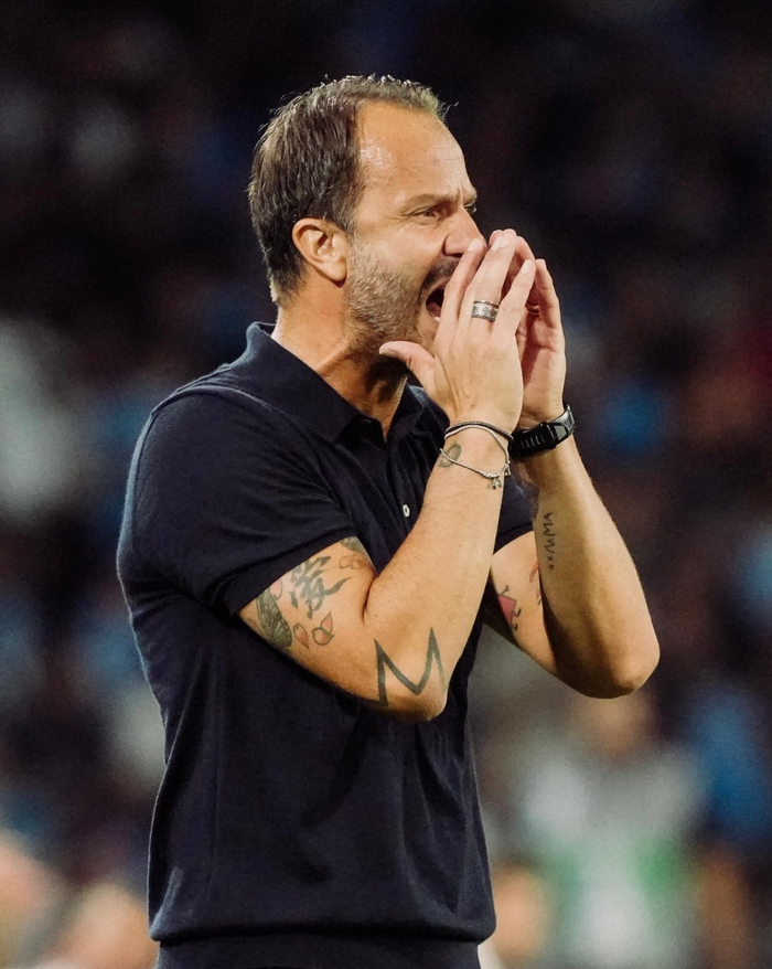 比肩阿德和埃托奥，劳塔罗本赛季出战的三场欧冠比赛均有进球（劳塔罗本季欧冠三战皆破门，追平阿德与埃托奥）