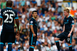 北德容传人！官方：迭戈·戈麦斯对维尔茨的犯规未使用过度力量，非红牌犯规（官方判定：迭戈-戈麦斯对维尔茨的犯规未属过度用力，不达红牌标准）