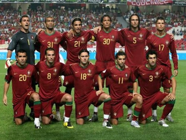 普拉蒂尼等尤文传奇与一线队见面，并参观海瑟尔惨案纪念碑（普拉蒂尼等尤文名宿与一线队会合，赴海瑟尔惨案纪念碑致敬）