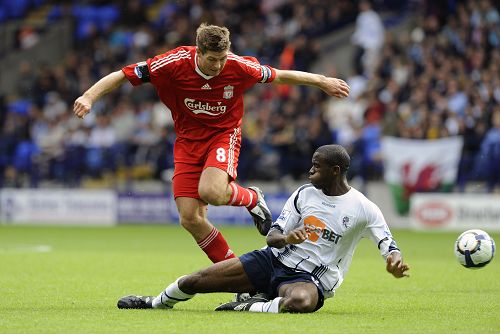 马尔蒂尼：希望意大利进世界杯；不会去米兰以外的任何俱乐部（马尔蒂尼：盼意大利打进世界杯，除米兰外不加盟任何俱乐部）