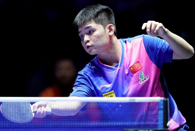 他还补充说 他还补充说